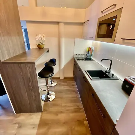 Stationapartments *
