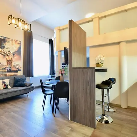 Stationapartments Apartament Segedyn